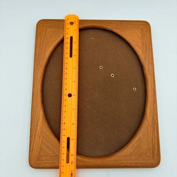 Wood Oval Picture Frame Display Stand Made in Thailand - Picture 6 of 8